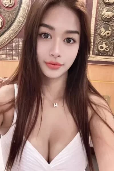 Girl Charming image of ICE, your massage escort in Tebrau 1.