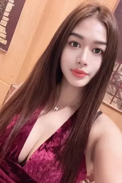 Girl Portrait of ICE, discreet and elegant escort service in Tebrau 1.