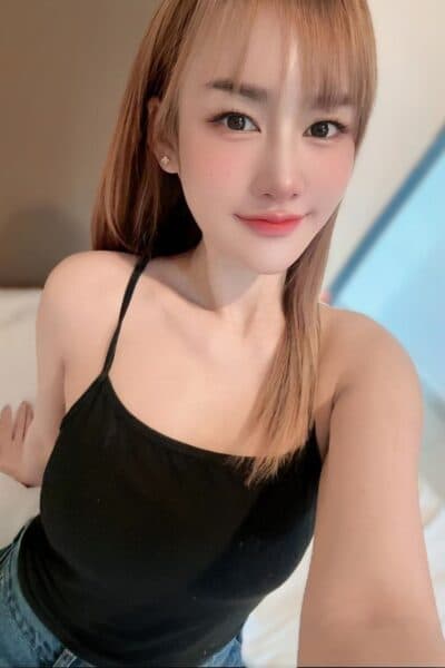 Girl Discreet and professional massage companion – TICKY in JB Town 2.