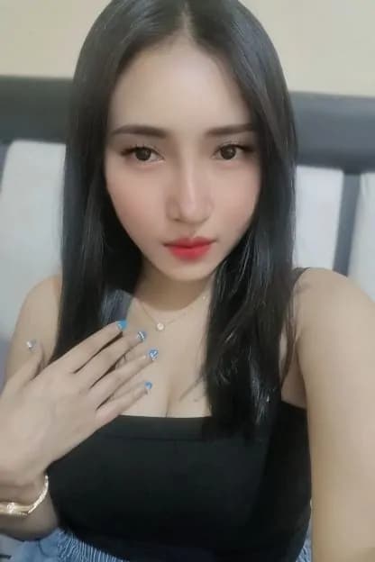 AISHA, experienced escort offering massage sessions in Bukit Indah 3. - small image