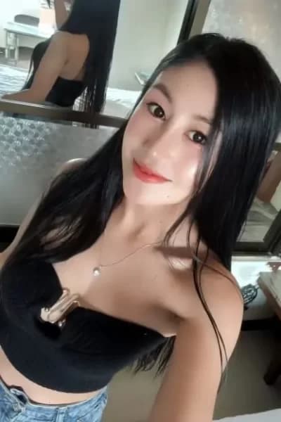Girl ANNY, luxury massage escort available in Nusa Bestari 1.