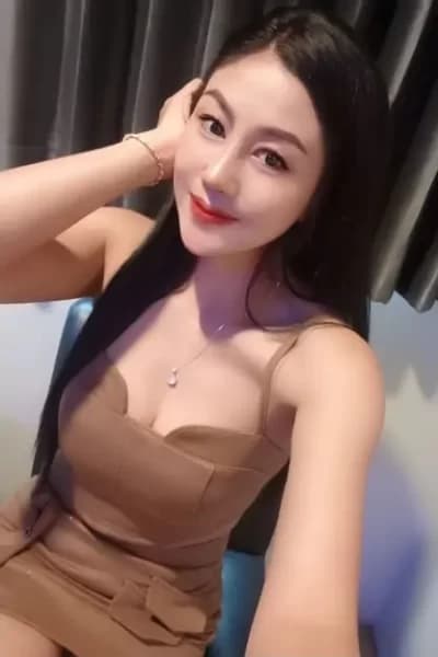 Girl Elegant photo of ANNY, your private massage escort in Nusa Bestari 1.