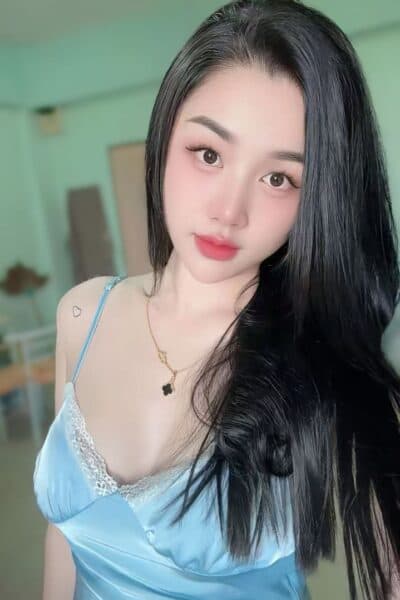 Girl APPY, luxury massage escort available in Nusa Bestari 1.