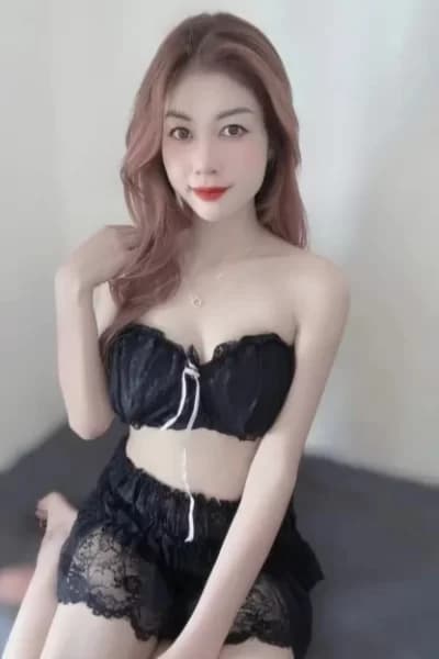 Girl Discreet and professional massage companion – MINDY 16 in Permas 1.