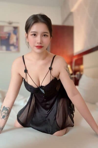 Girl WINNY, luxury massage escort available in Nusa Bestari 1.