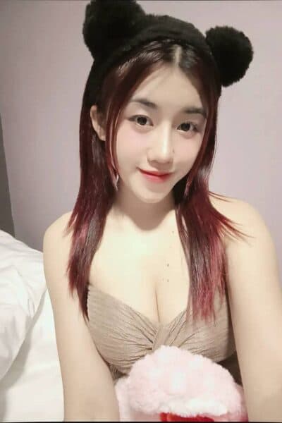Girl Profile photo of NANA, sensual and discreet massage escort from JB Town 4.
