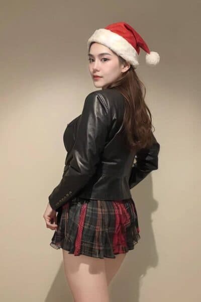 Girl Profile photo of TING TING, sensual and discreet massage escort from Bukit Indah 3.