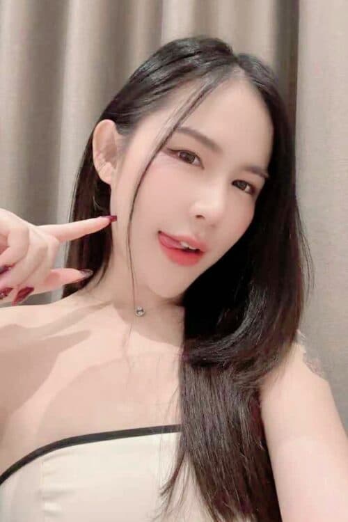 JENNER posing gracefully – available for massage companionship in Bukit Indah 1. - small image