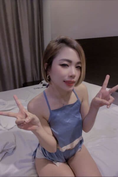 Girl Discreet and professional massage companion – MOZZA 90 in JB Town 6.