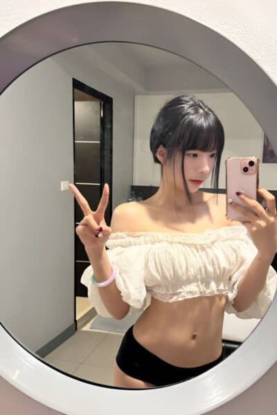 Girl DEAR 60, luxury massage escort available in JB Town 7.