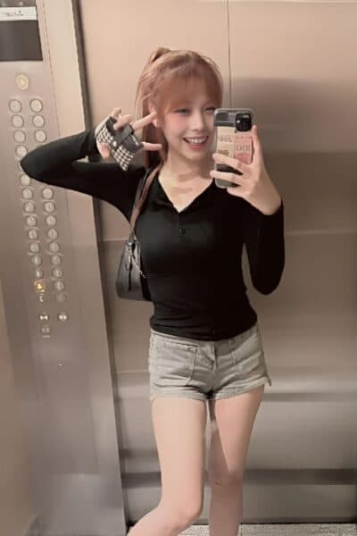 Girl Profile photo of BEE 79, sensual and discreet massage escort from JB Town 6.