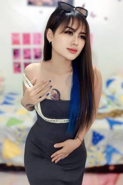 Girl CLARA 41, luxury massage escort available in JB Town 6.
