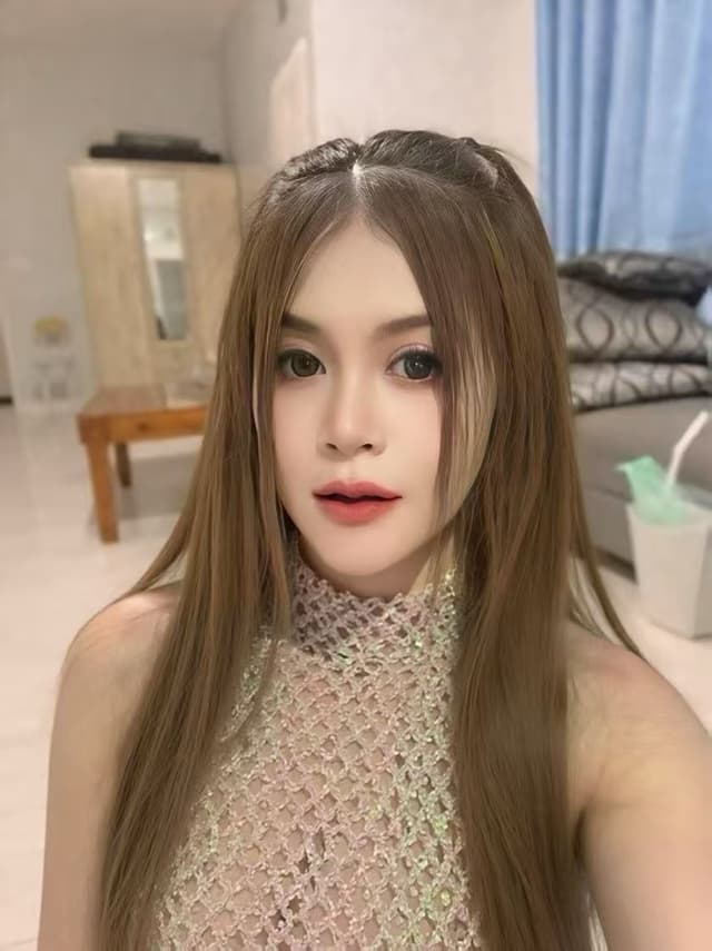 KAO 698 – available for exclusive massage companionship across JB Town 1. - small image