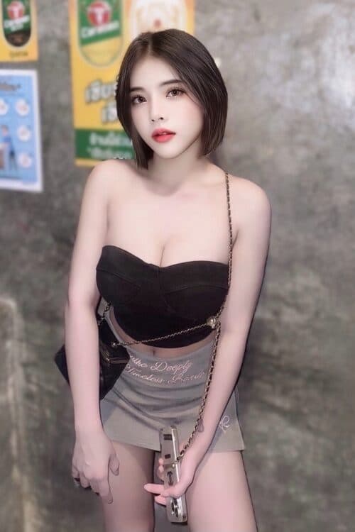 Charming image of IVY, your massage escort in Bukit Indah 1. - small image