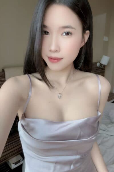 Girl Discreet and professional massage companion – NINI 289 in JB Town 7.