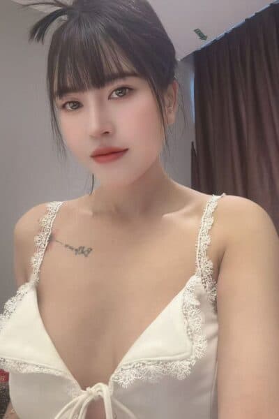 Girl Elegant photo of YUYING 258, your private massage escort in JB Town 6.