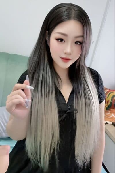 Girl Discreet and professional massage companion – LAVIE 39 in JB Town 7.