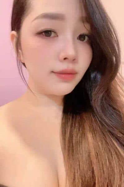 Girl NINA 828, luxury massage escort available in Tebrau 2.