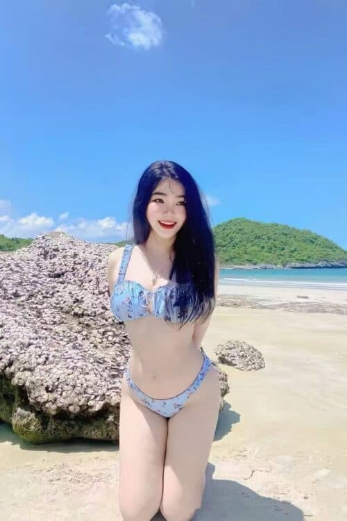 DIANA, professional massage escort ready to meet in Bukit Indah 1. - small image