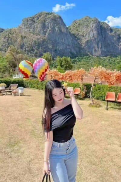 Girl DIANA, luxury massage escort available in Bukit Indah 1.