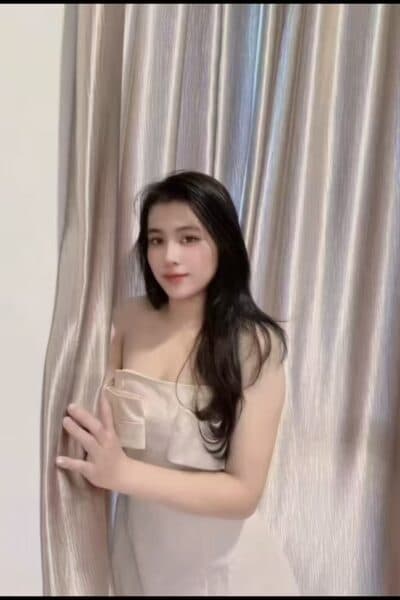 Girl HUYEN 868, luxury massage escort available in Tebrau 2.
