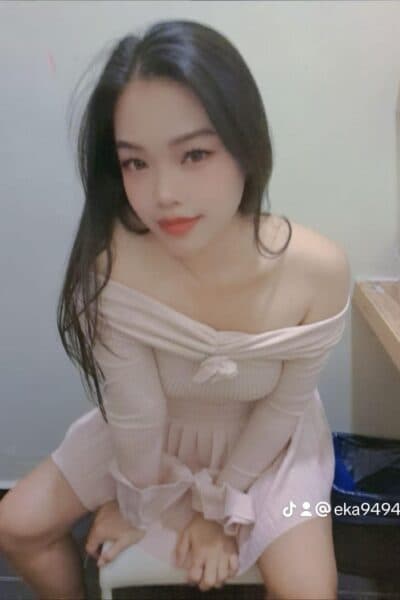 Girl Discreet and professional massage companion – MUTYA 318 in Mount Austin 1.