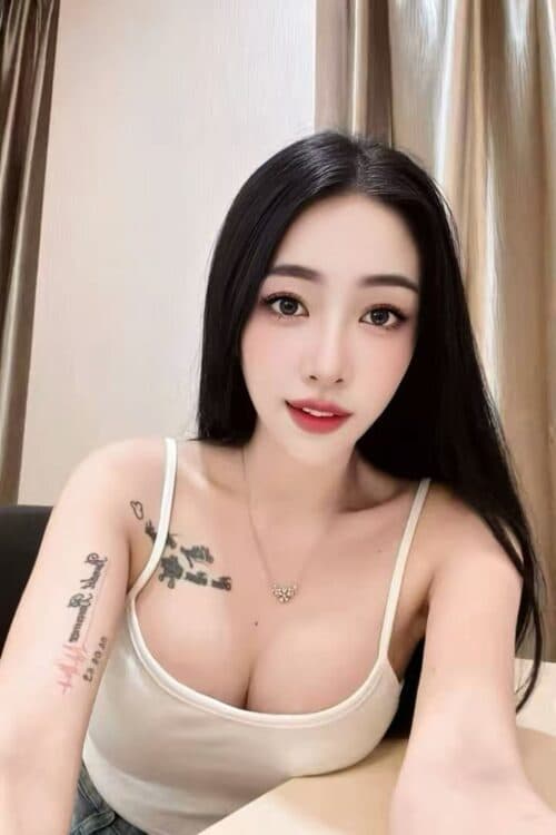 Introducing NISA, sensual and reliable massage escort in Bukit Indah 1. - small image