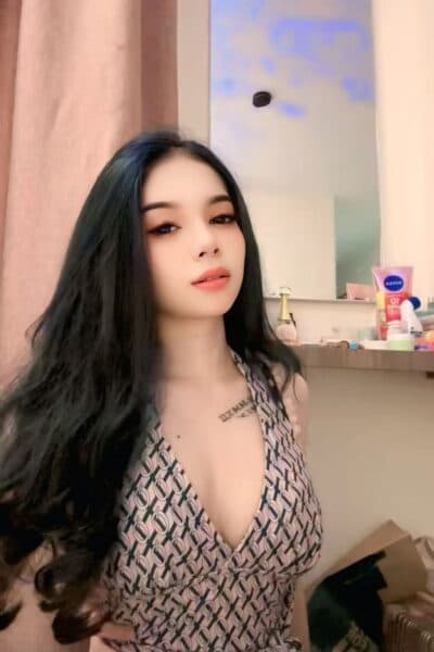 Girl RATU 124, luxury massage escort available in JB Town 1.