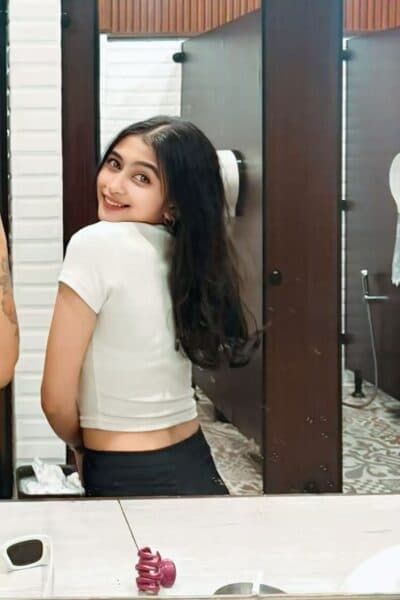 Girl NADIA 80, luxury massage escort available in JB Town 1.