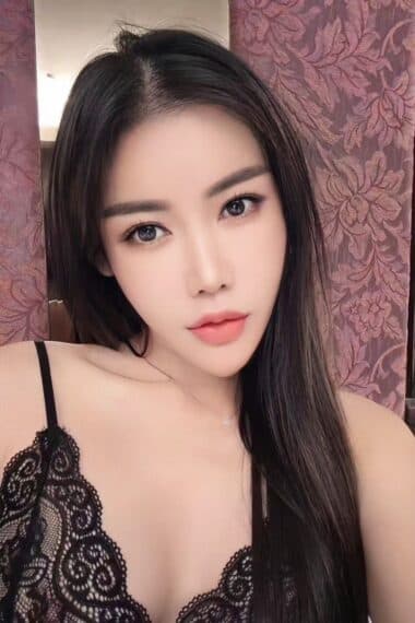 YING, offering relaxing massage companionship in JB Town 5. - small image