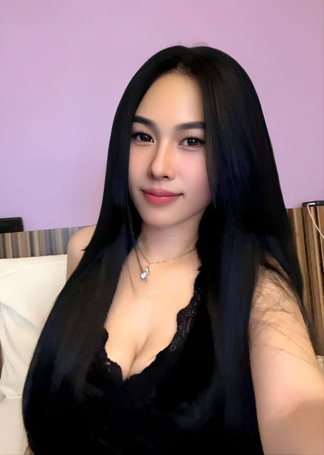 Stylish promotional photo of GG 711, private massage companion in Mount Austin 1. - small image