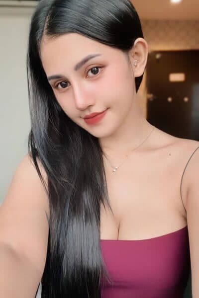 Girl Discreet and professional massage companion – LUCKY in Nusa Bestari 3.