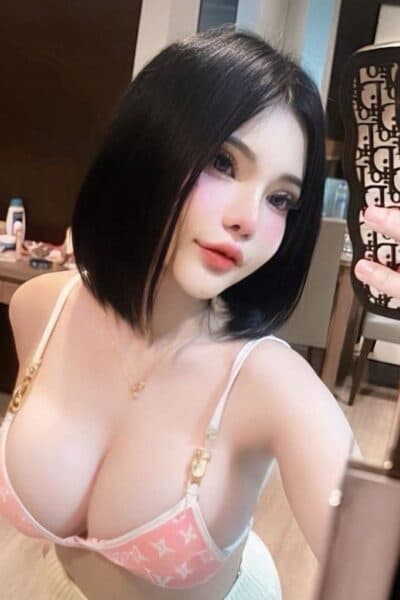 Girl MIN 131, luxury massage escort available in JB Town 7.