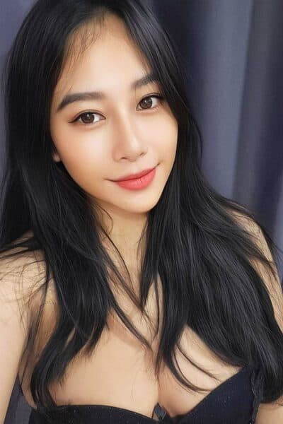 Girl Discreet and professional massage companion – ECY 132 in JB Town 6.