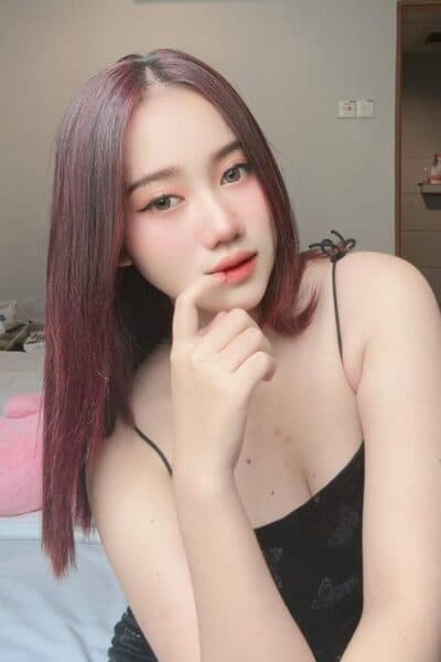 Girl JESIKA 33, luxury massage escort available in JB Town 6.