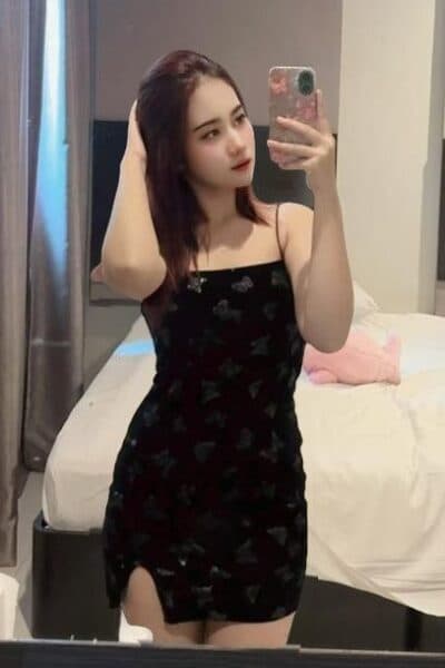 Girl Portrait of JESIKA 33, discreet and elegant escort service in JB Town 6.