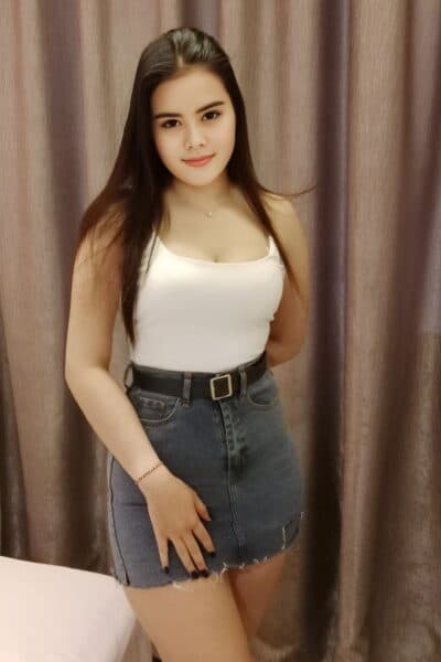Girl LIRI 31, luxury massage escort available in JB Town 6.