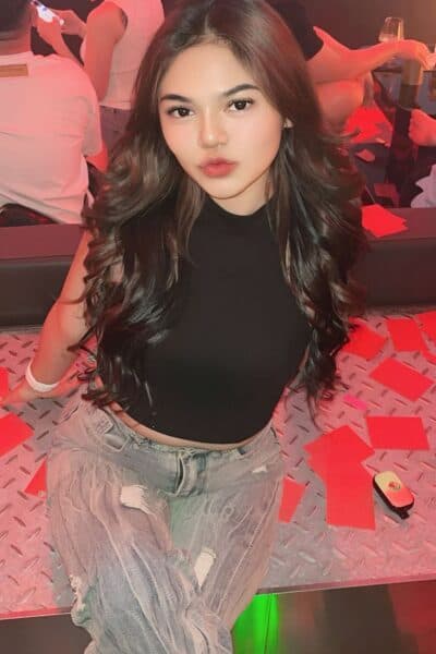 Girl Discreet and professional massage companion – MAYA 600 in JB Town 7.