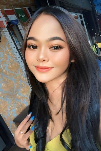 Girl GRACE 601, luxury massage escort available in JB Town 7.