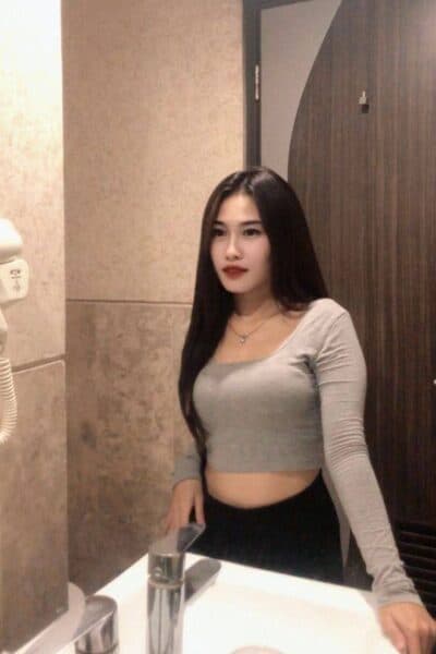 Girl GG, luxury massage escort available in JB Town 4.