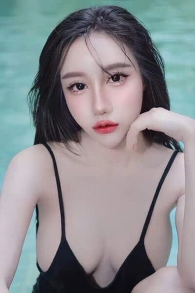 Girl Elegant photo of DANAE, your private massage escort in Bukit Indah 1.