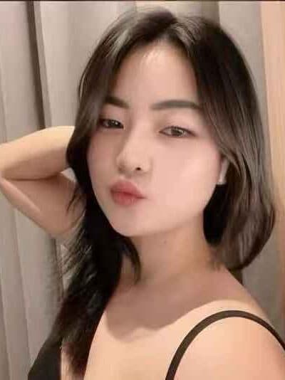 Girl Discreet and professional massage companion – SILA 127 in JB Town 1.