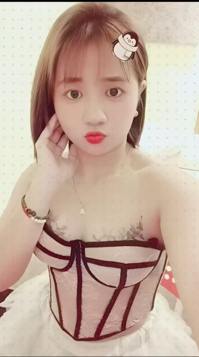 Elegant photo of MILK 608, your private massage escort in Tebrau 2. - small image