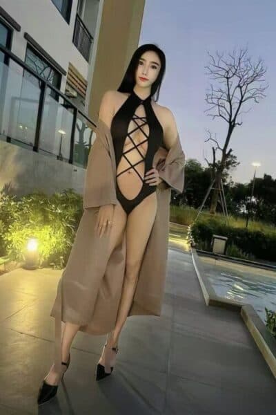 Girl Discreet and professional massage companion – HANA in Bukit Indah 1.