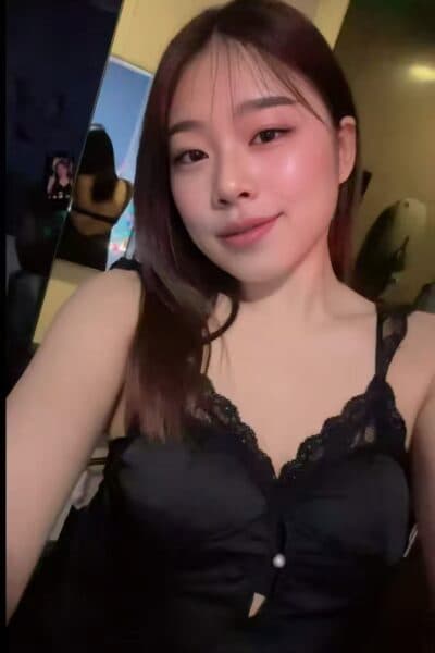 Girl Elegant photo of JANE 333, your private massage escort in Tebrau 2.