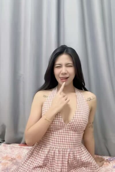 Girl YUMMY 99, luxury massage escort available in Bukit Indah 2.