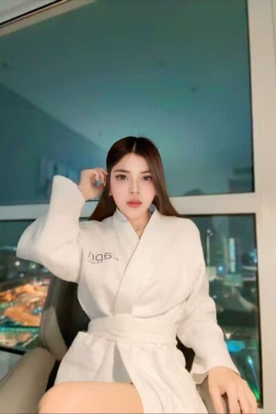 Girl Discreet and professional massage companion – NINA 719 in JB Town 1.