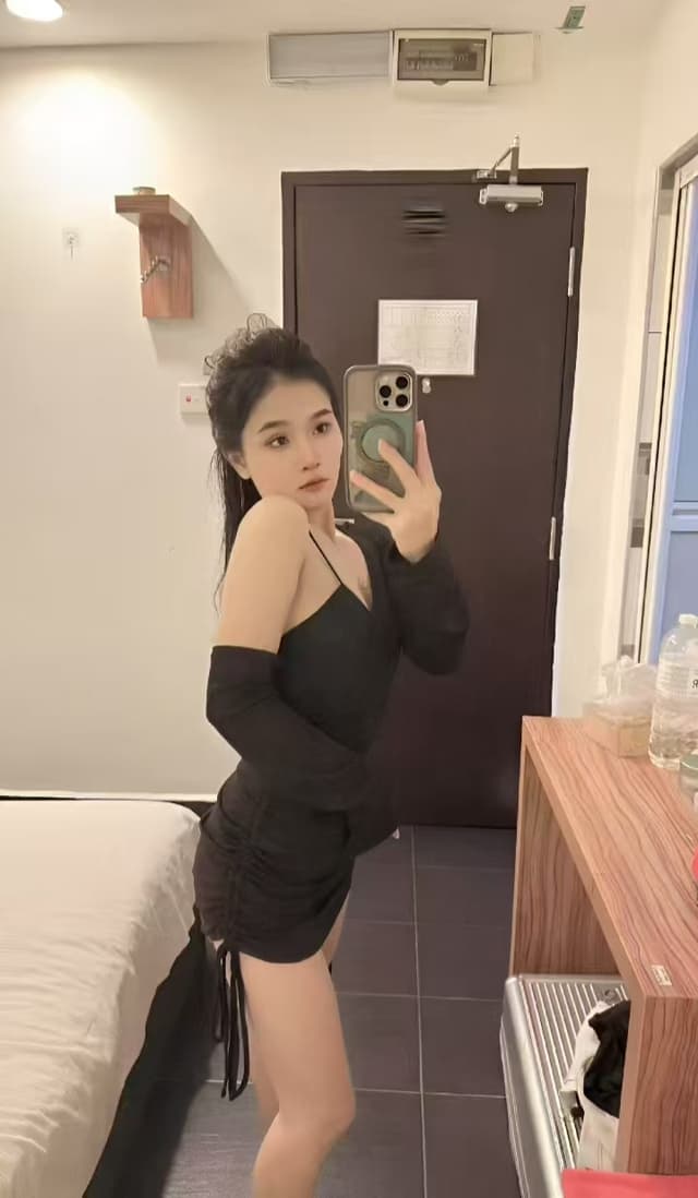 Portrait of YAYA 938, discreet and elegant escort service in Tebrau 2. - small image