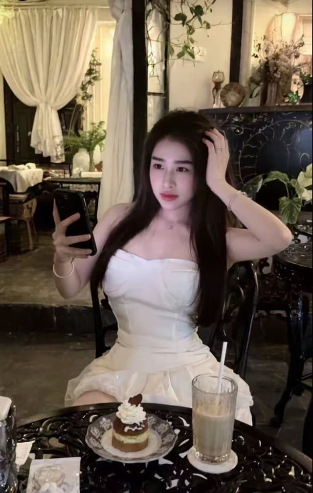 Elegant photo of TIN BE 988, your private massage escort in Tebrau 2. - small image