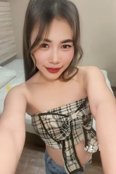 Girl SILVIA 911, luxury massage escort available in Mount Austin 1.